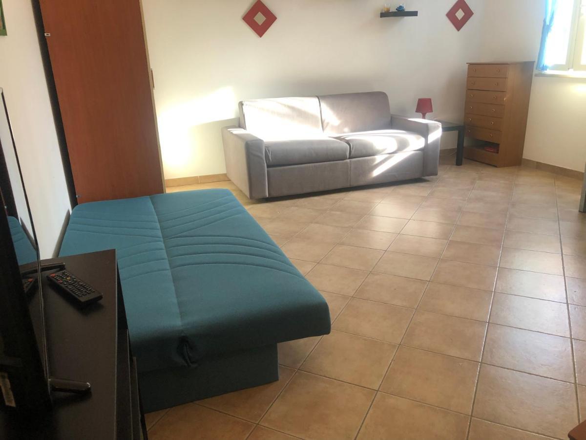 l'Appartamento Liana monolocale San Vincenzo Esterno foto
