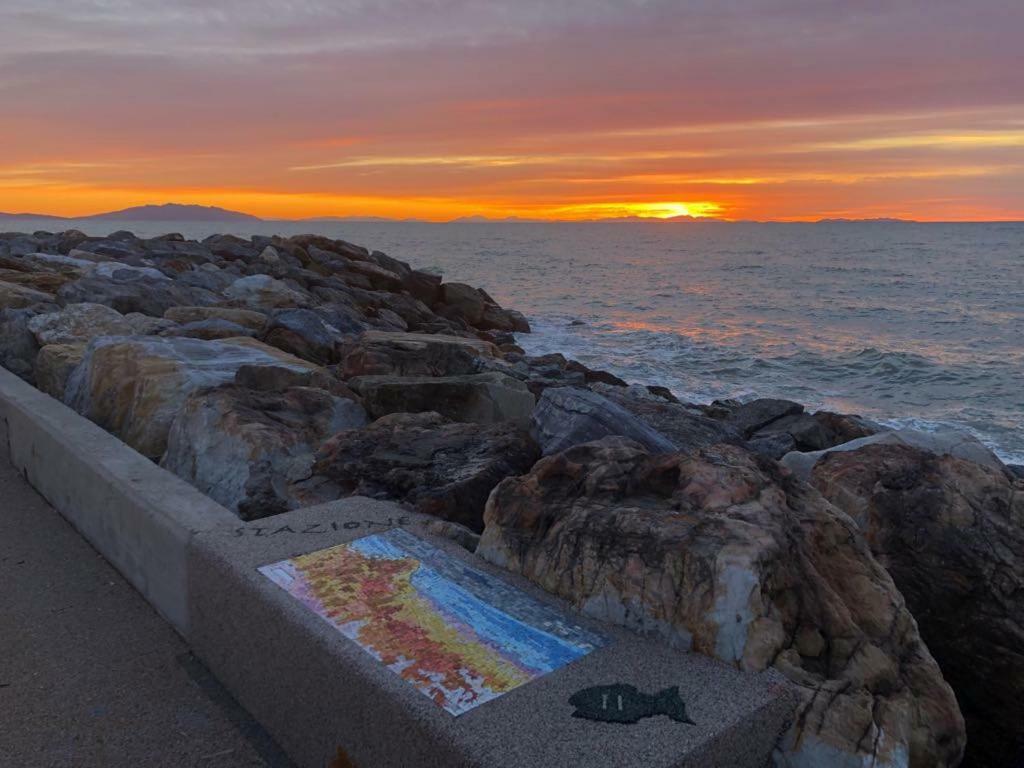 l'Appartamento Liana monolocale San Vincenzo Esterno foto